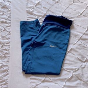 Nike Dri-fit Cropped Legging